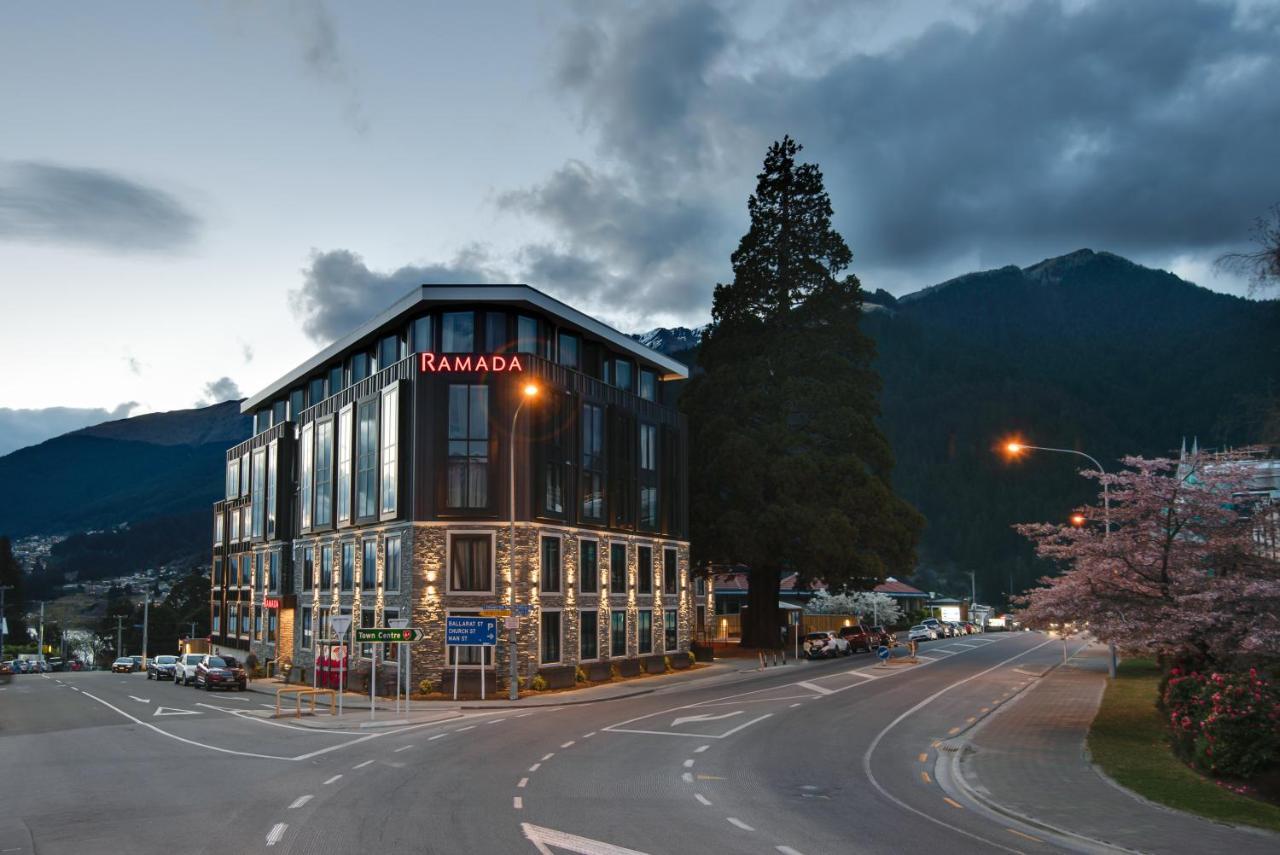 Ramada By Wyndham Queenstown Central Eksteriør billede