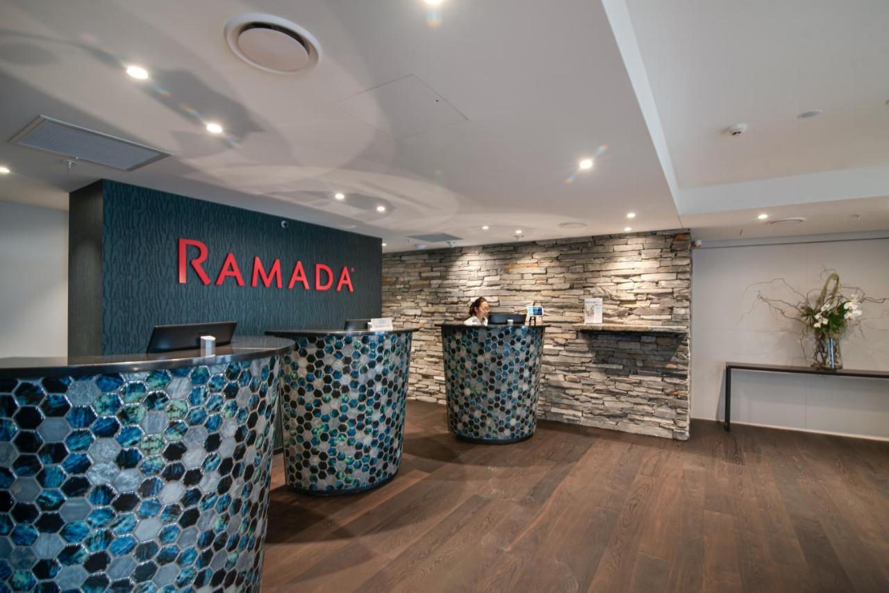 Ramada By Wyndham Queenstown Central Eksteriør billede