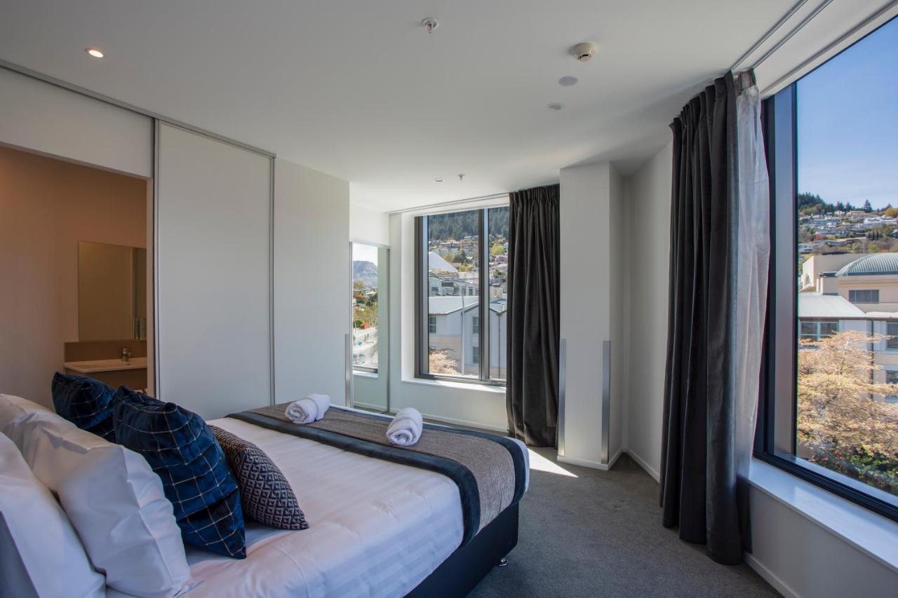 Ramada By Wyndham Queenstown Central Eksteriør billede