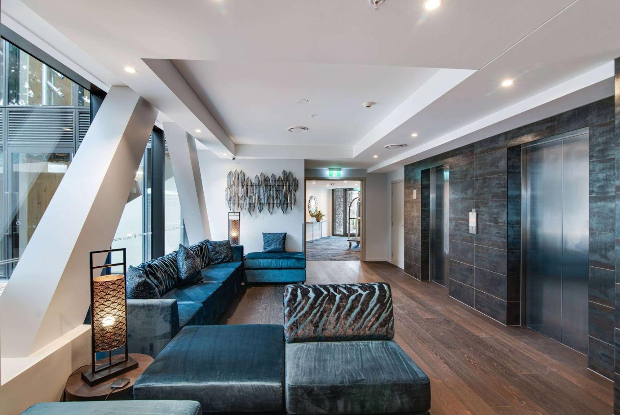 Ramada By Wyndham Queenstown Central Eksteriør billede